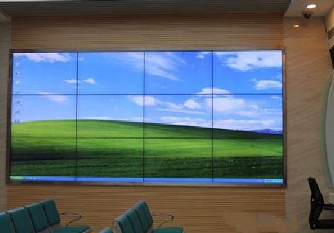 屏山液晶拼接屏的另类用法。